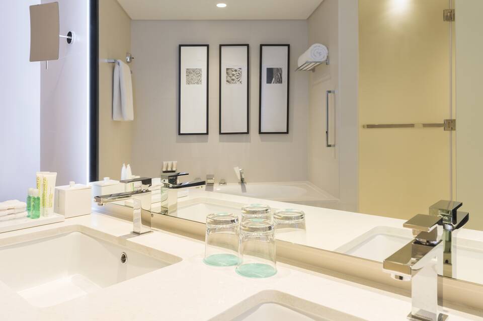 Le Royal Meridien Beach Resort & Spa 4