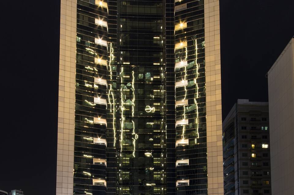 Golden Tulip Media Hotel 2