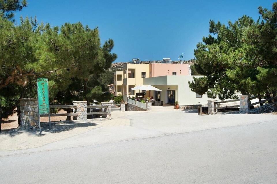 Miraluna Hotel 1