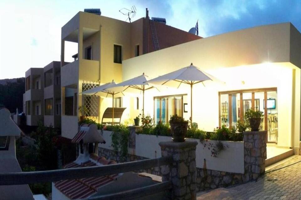 Miraluna Hotel 2