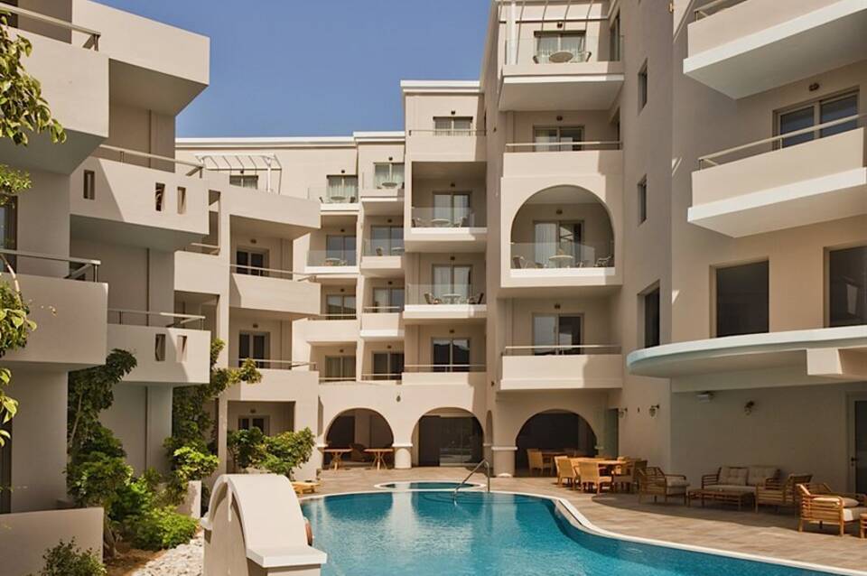 Parasol Luxury Hotel & Suites  2