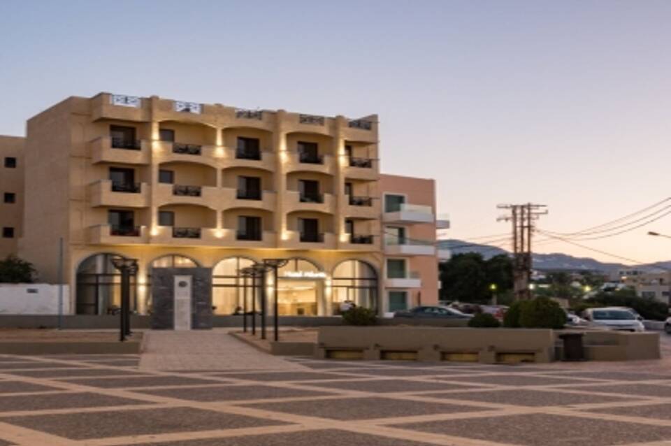 Atlantis Hotel 1
