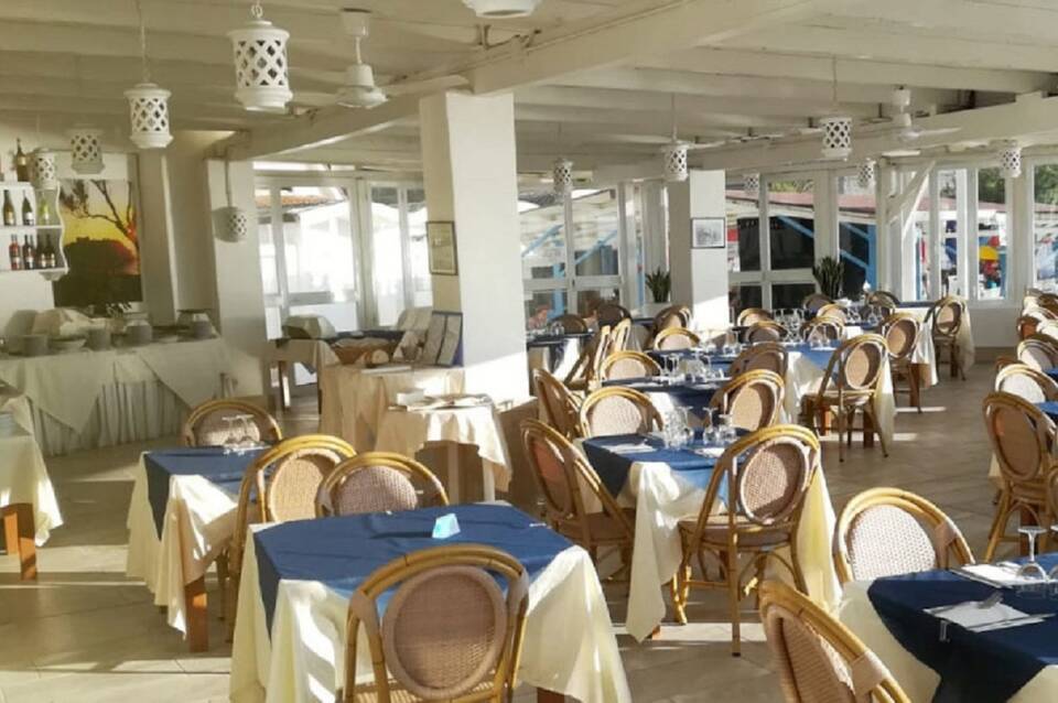 Le Roccette Mare Beach Hotel & Resturant 3