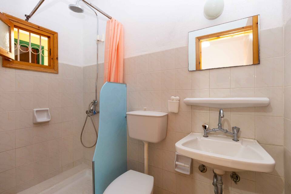 Alexandros Studios And Apartments 2