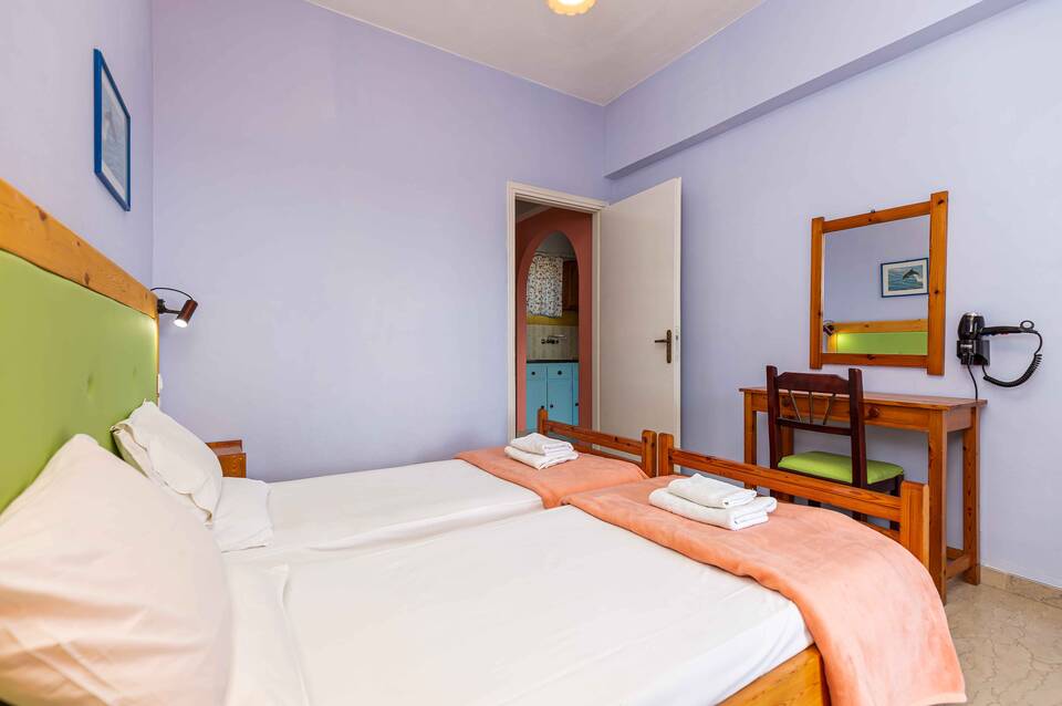 Alexandros Studios And Apartments 5