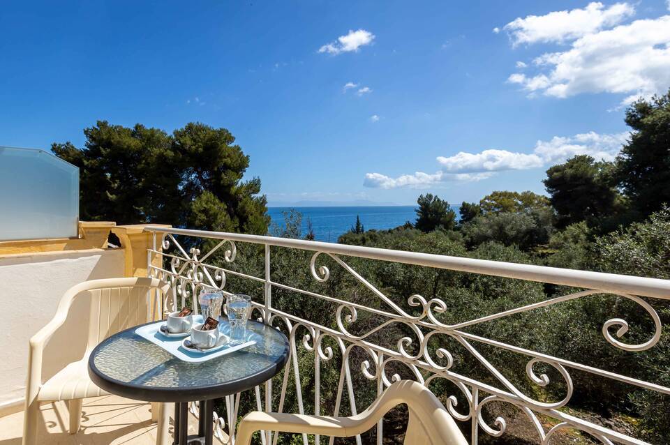 Alexandros Studios And Apartments 1
