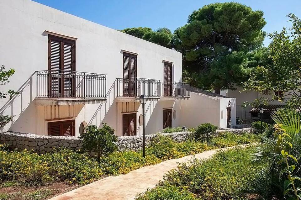 Villaggio Cala Mancina 2