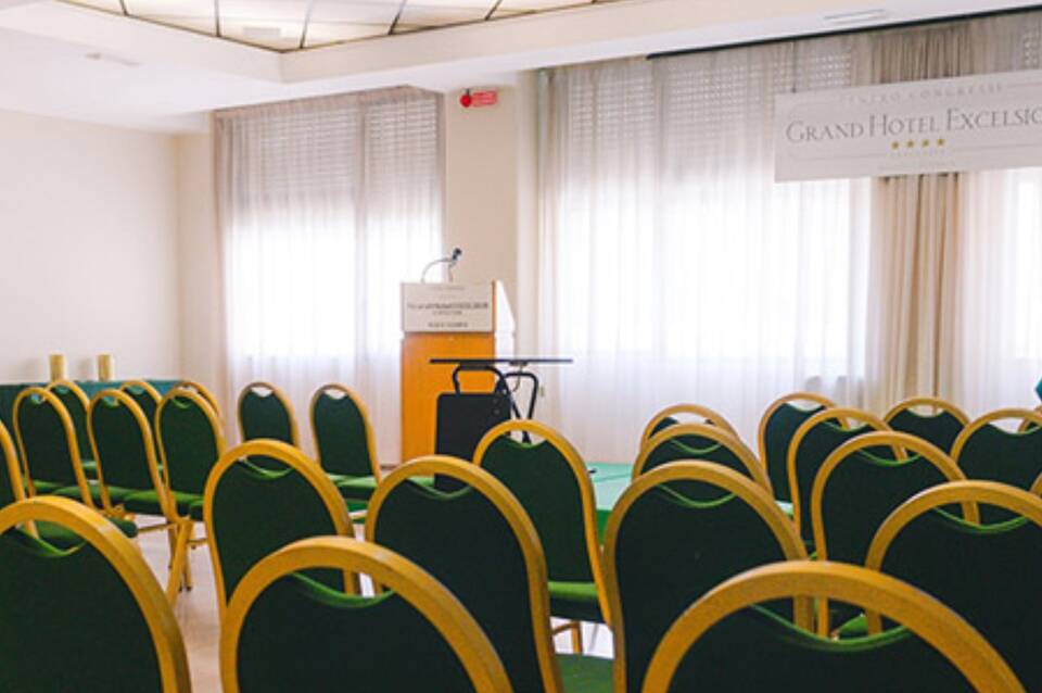 Grand Hotel Excelsior 1