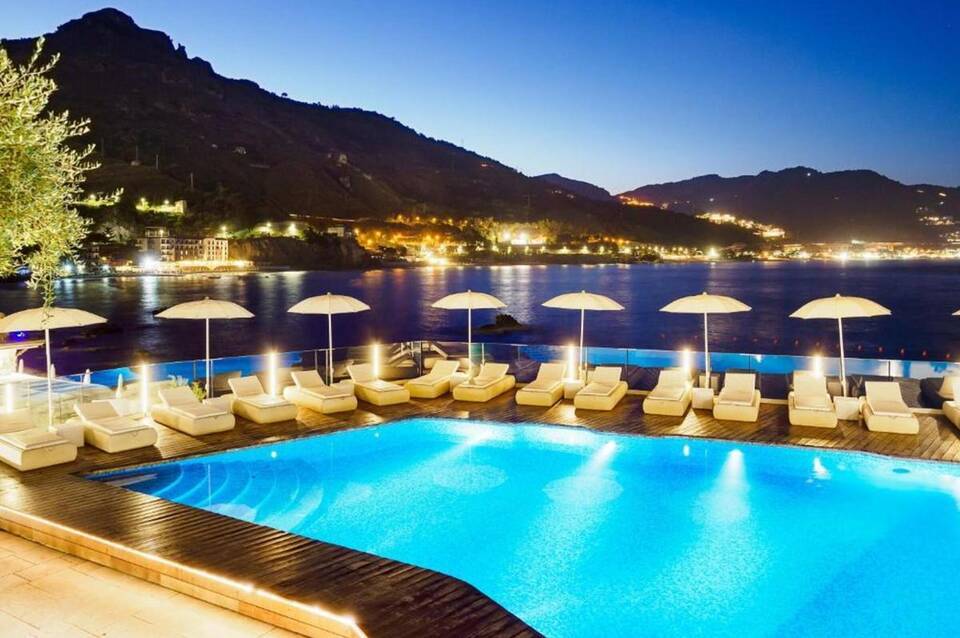 Atlantis Bay 1