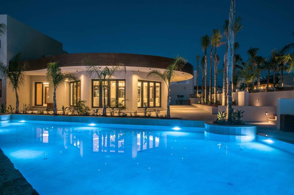 Noble Hotel Suites 3