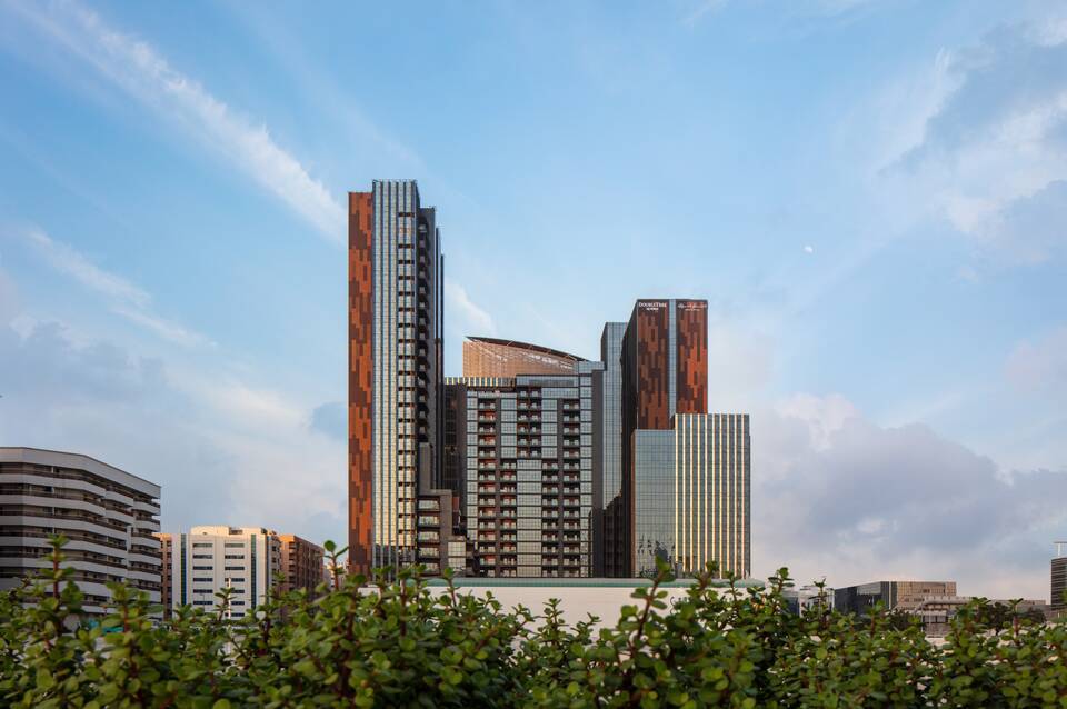 DoubleTree by Hilton Dubai M square Hotel & Residences 1