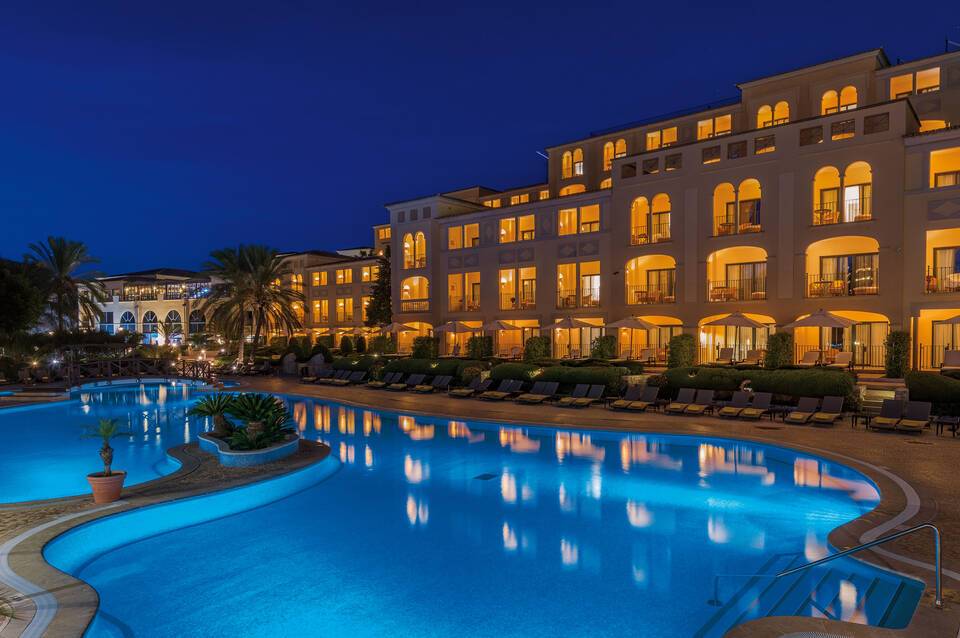 THE CAMP DE MAR Hotel & Resort 3