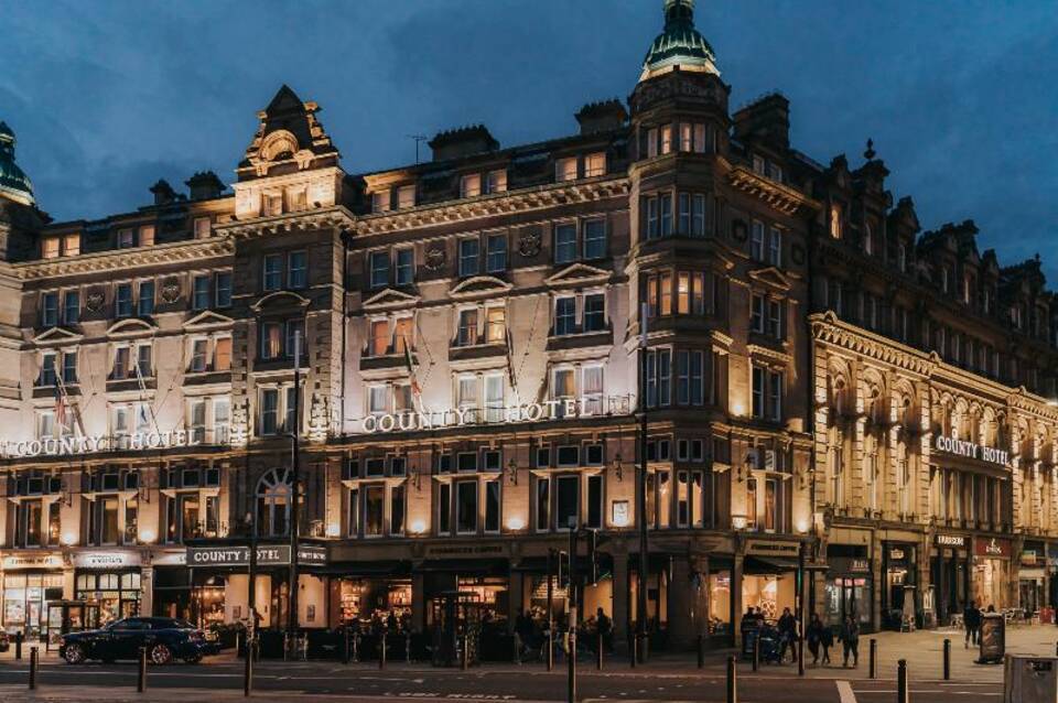 County Hotel 2