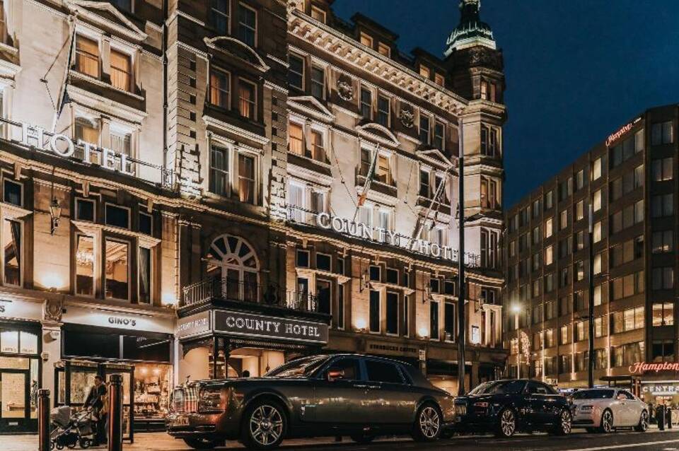 County Hotel 3