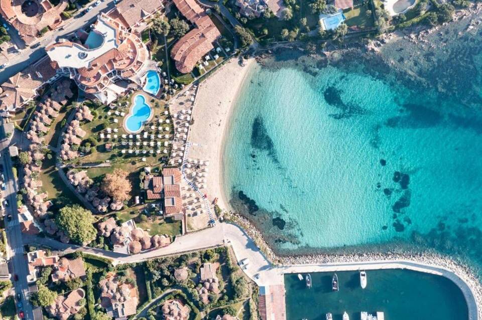 Hotel Resort & SPA Baia Caddinas 2