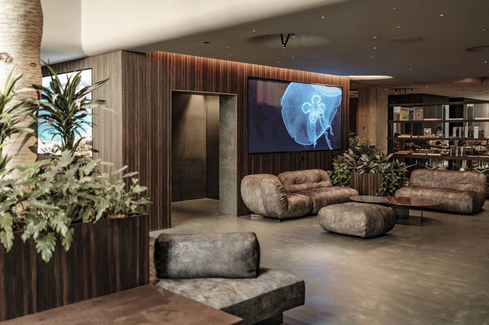 Fitch Hotel 3