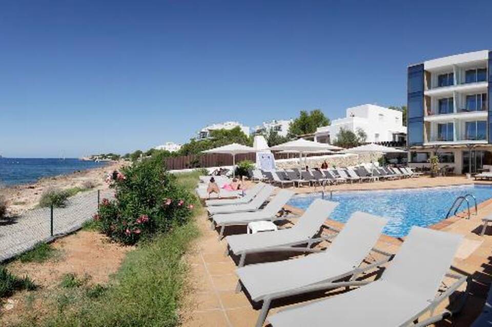 Sol Bahía Ibiza Suites 3