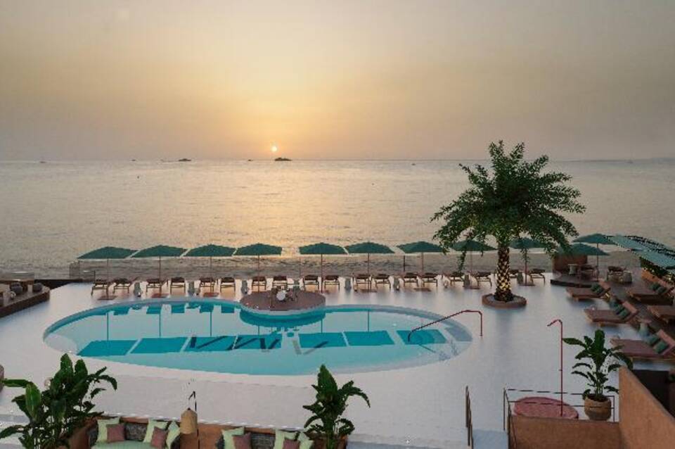 Ama Ibiza Beachfront Suites 1
