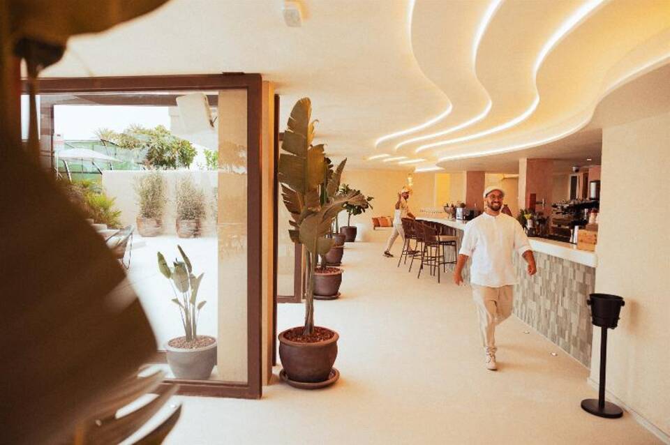 Ama Ibiza Beachfront Suites 4