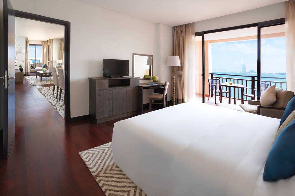 Anantara The Palm Dubai Resort 2
