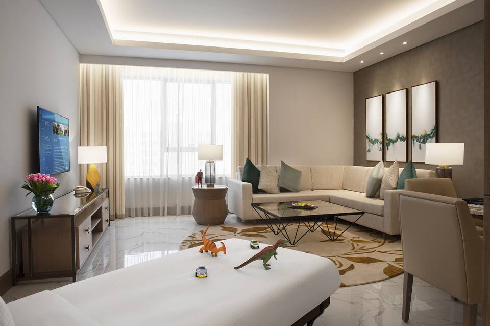 Al Jaddaf Rotana Suite Hotel 4