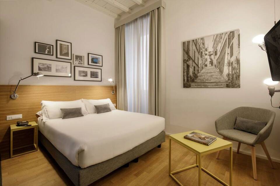 Coronari Palace 4