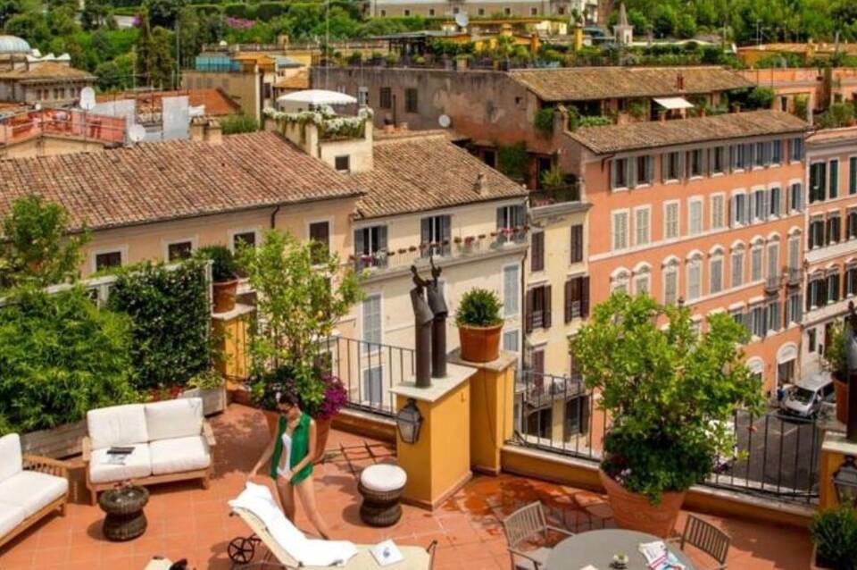 The Inn at the Spanish Steps 1