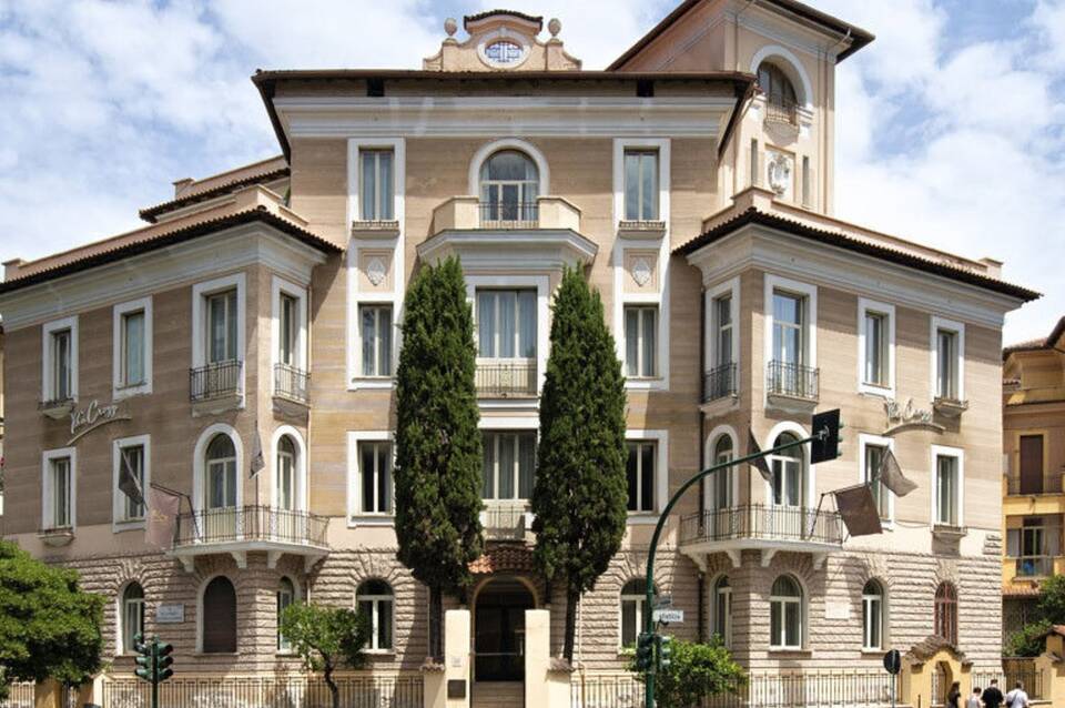 The Cross Hotel 1