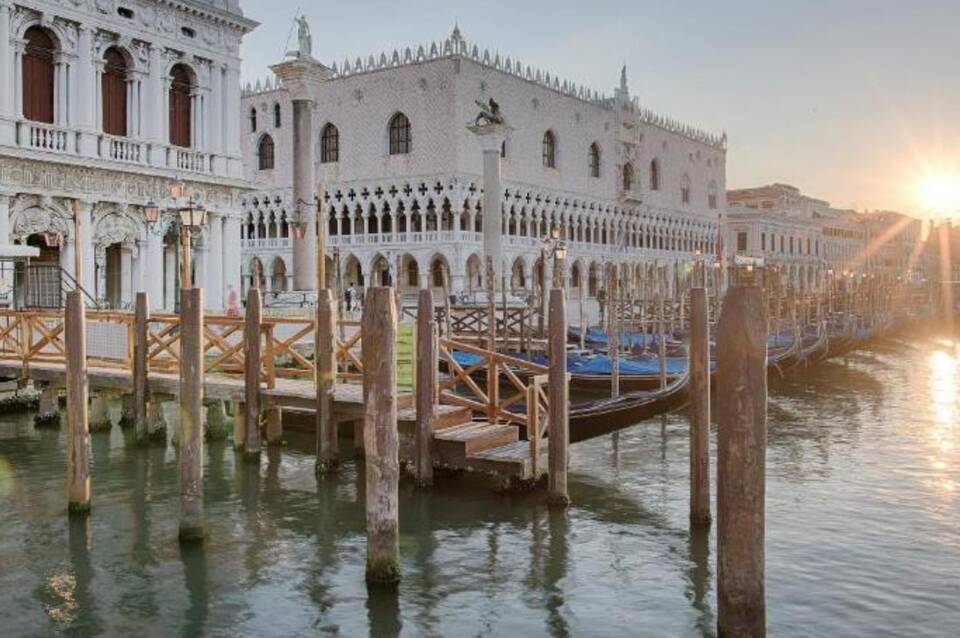 NH Venezia Santa Lucia 2