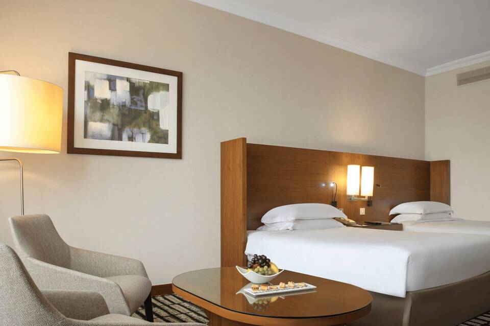 Jumeira Rotana 5