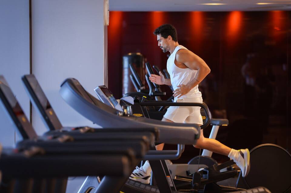 Park Rotana 4