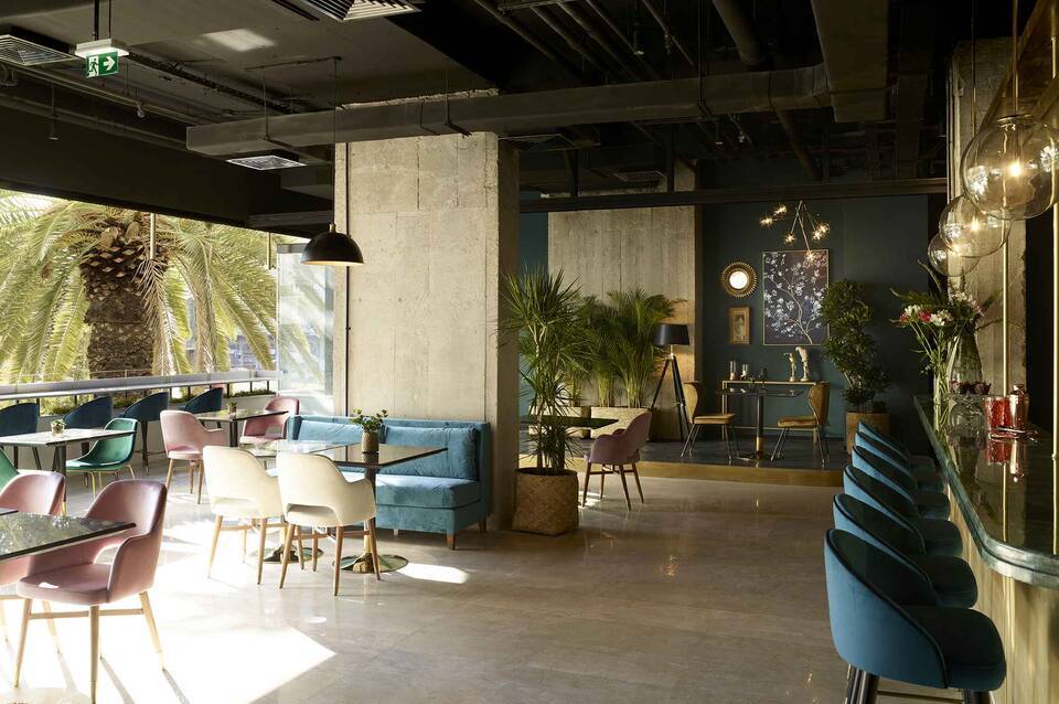 Skylark, Aluma Hotel & Resort 1
