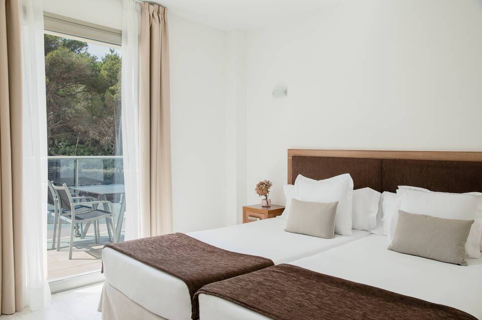 Aparthotel Portodrach 3
