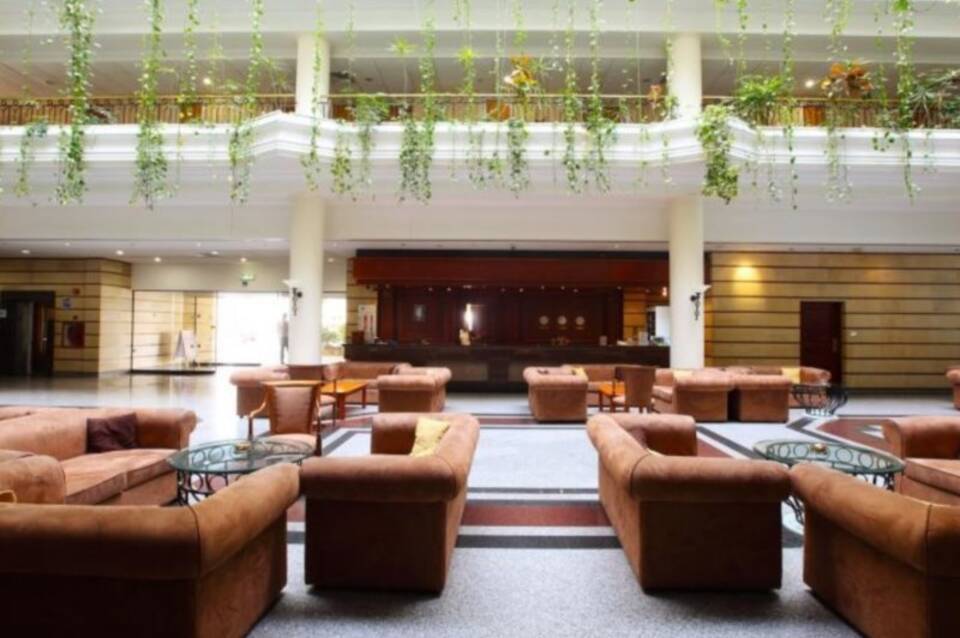 Anastasia Beach Hotel 4