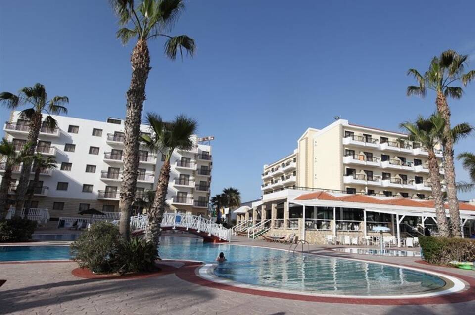 Anastasia Beach Hotel 5