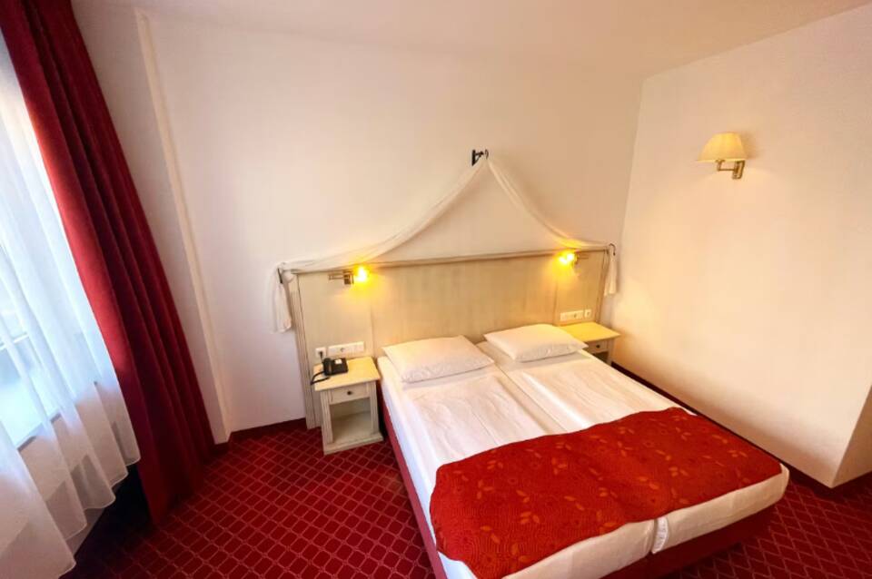 Hotel Chateau Kurfürstendamm 4