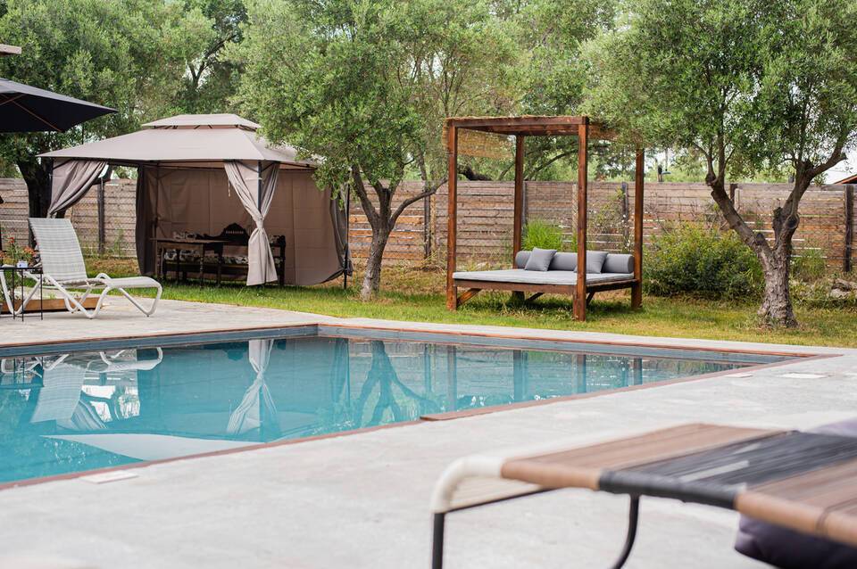 Pefkon Boutique Hotel 3