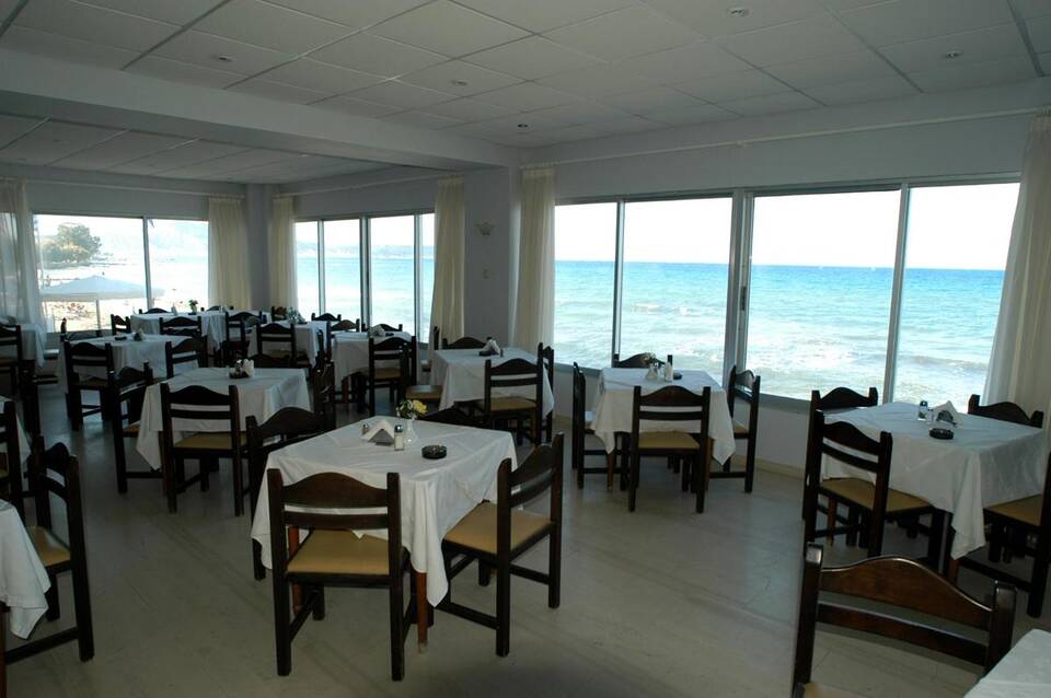 Chryssi Akti Hotel 5