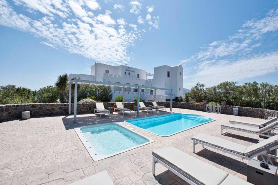Anessis Santorini 2
