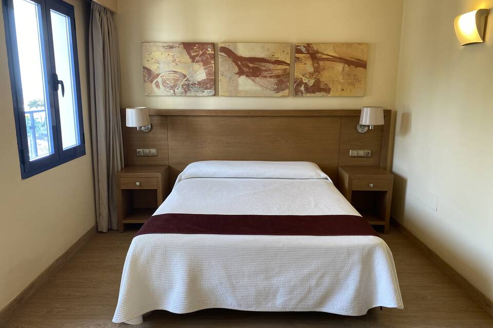 Apartamentos MS Puerto Marina 3