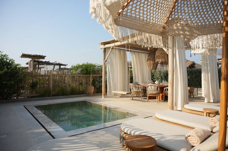 Umm Al Quwain Beach Hotel 1