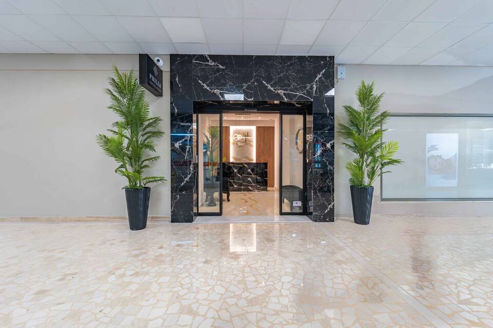Philia Center Suites 1