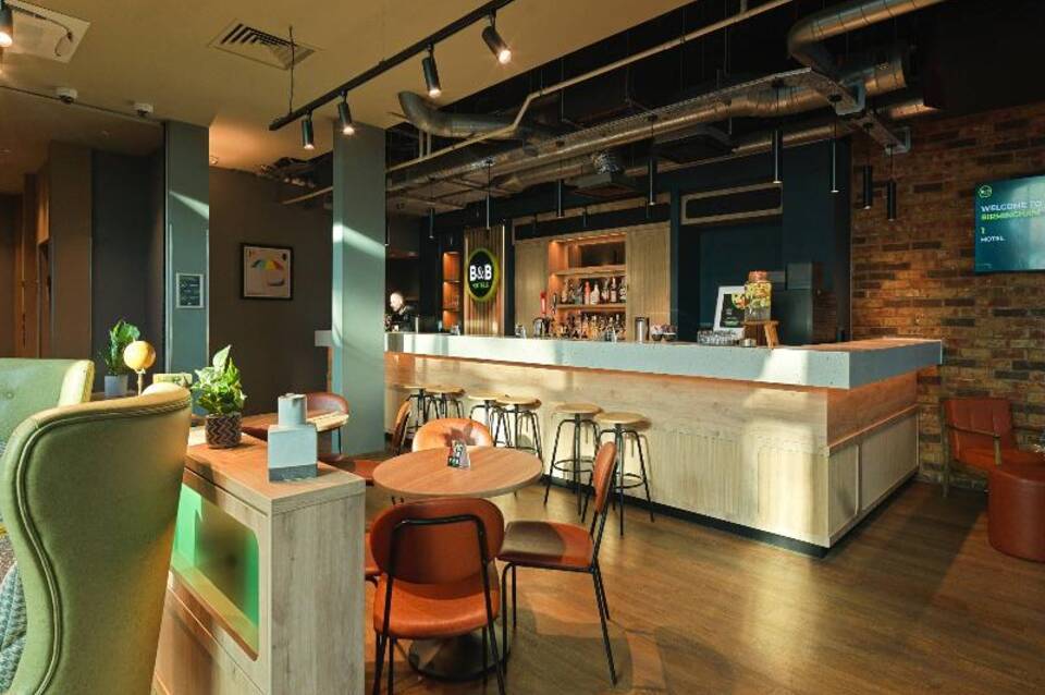 B&B HOTEL Birmingham Centre 4
