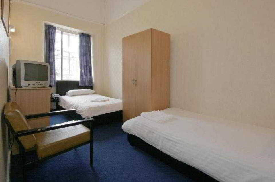 Royal West End Hotel 5