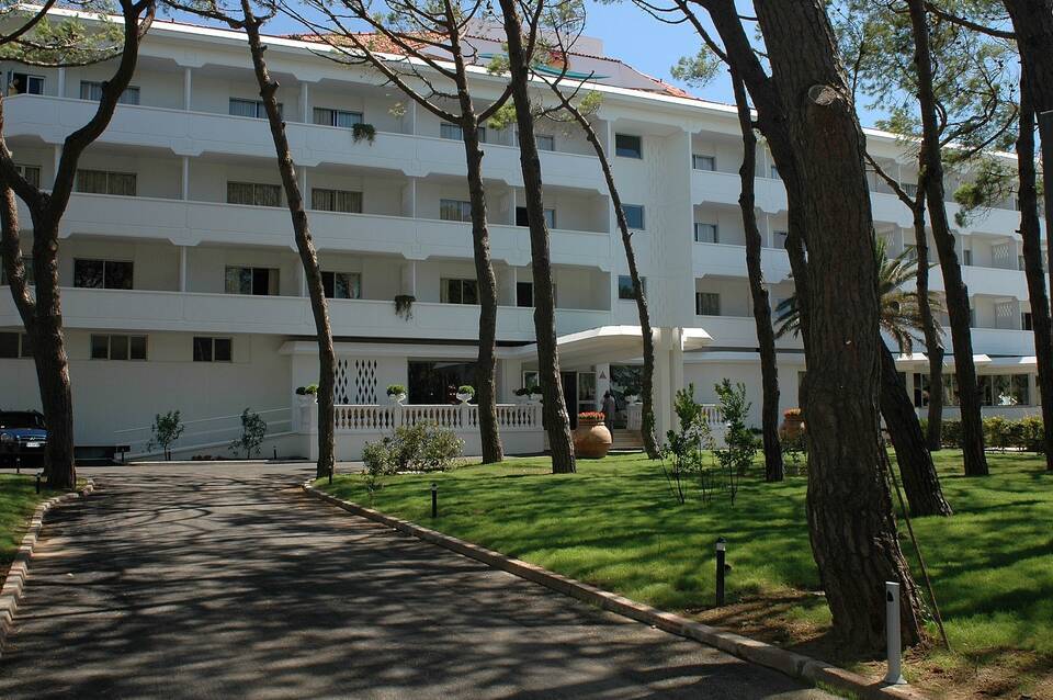 Domizia Palace 1