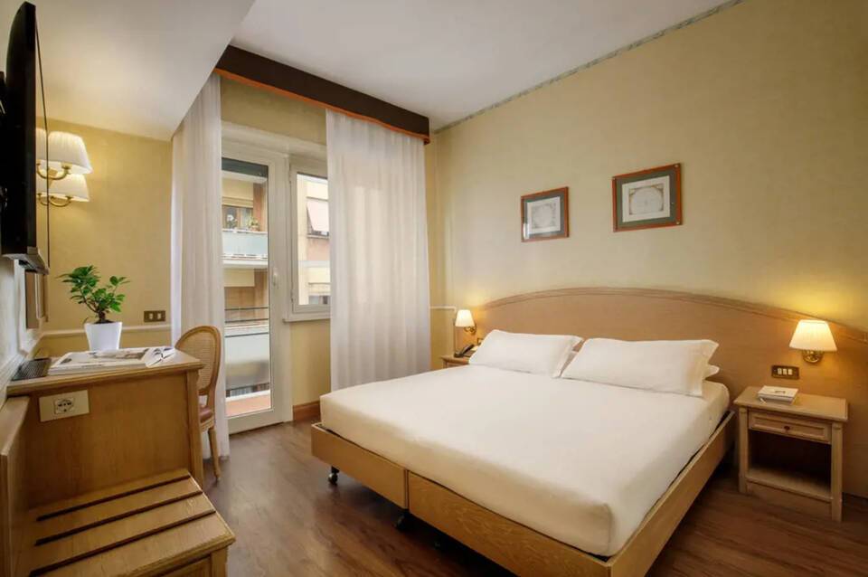 Hotel Santa Costanza 5