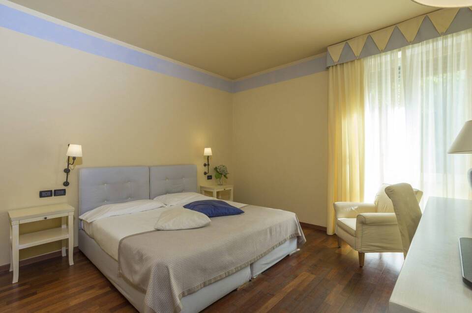 TH Tirrenia - Green Park Resort 5