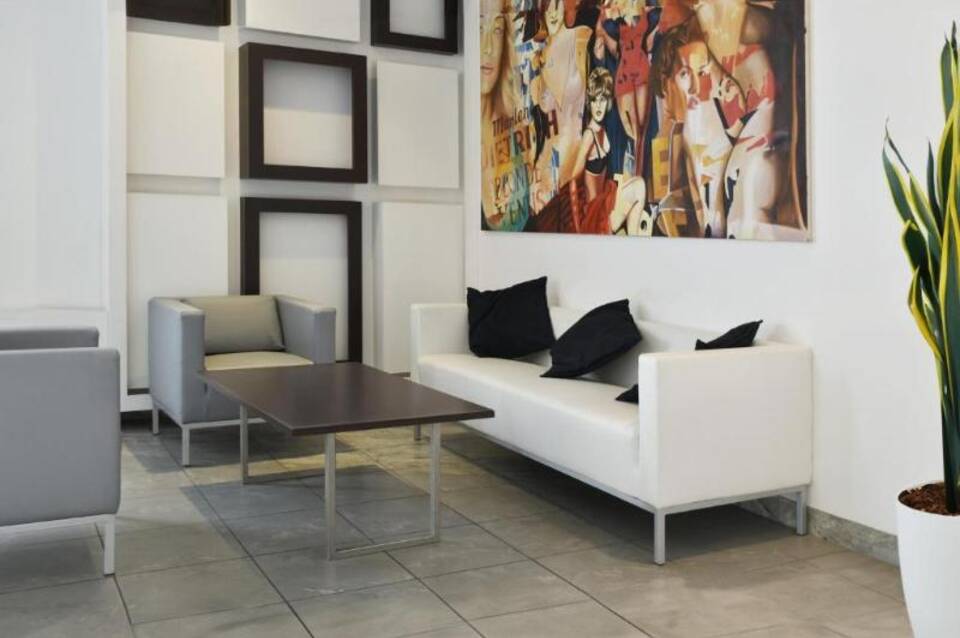 B&B HOTEL Milano Cologno Studios 4