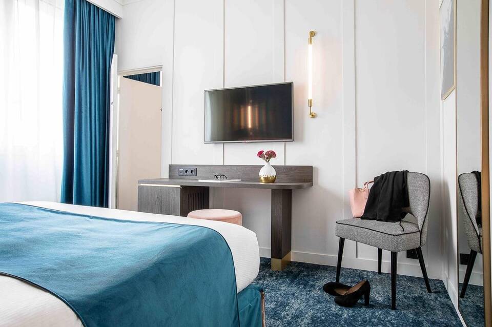 Pley Hotel 2