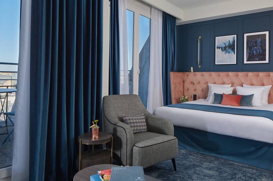 Pley Hotel 4